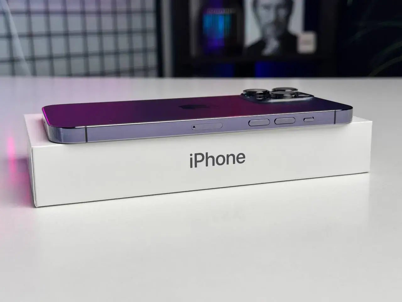 ВЖИВАНИЙ Apple iPhone 14 Pro Max 128GB Deep Purple (MQ9T3) - Стан: гарний | Акумулятор: 100% | Комплектація: повний | Гарантія: 1 міс.