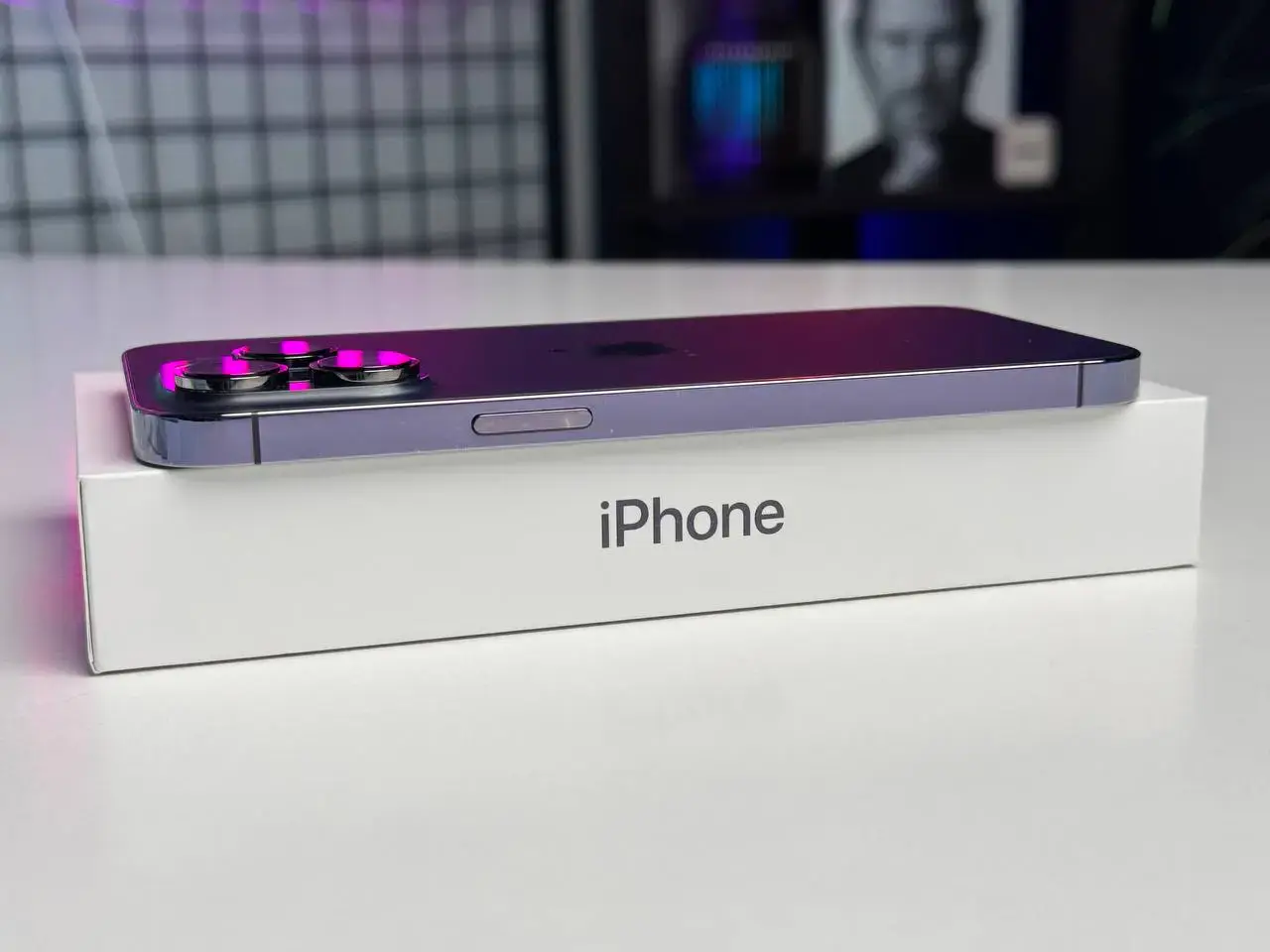 ВЖИВАНИЙ Apple iPhone 14 Pro Max 128GB Deep Purple (MQ9T3) - Стан: гарний | Акумулятор: 100% | Комплектація: повний | Гарантія: 1 міс.
