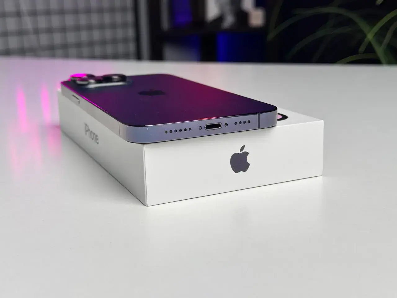 Б/У Apple iPhone 14 Pro Max 128GB Deep Purple (MQ9T3) - Состояние: хороший | Аккумулятор: 100% | Комплект: полный | Гарантія: 1 мес.