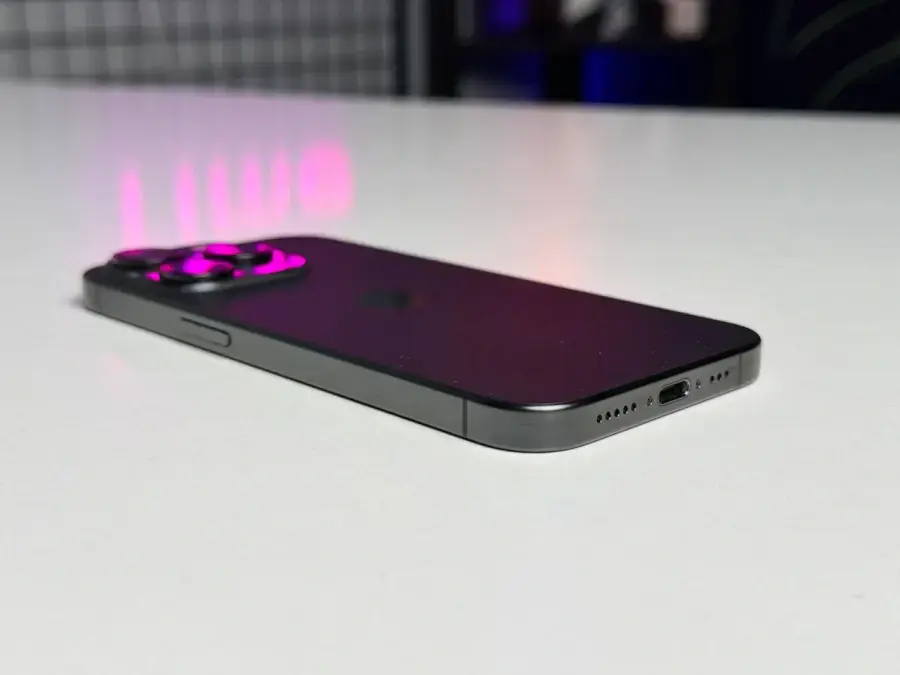 Б/У Apple iPhone 15 Pro 256GB Black Titanium (MTV13) - Состояние: хороший | Аккумулятор: 96% | Комплектация: iPhone | Гарантія: 1 мес.