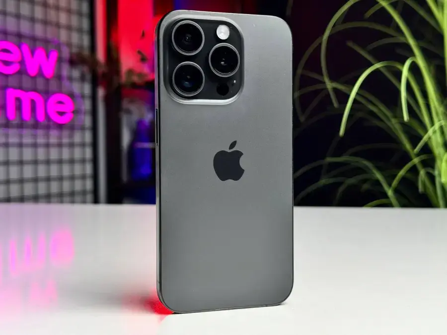 Б/У Apple iPhone 15 Pro 256GB Black Titanium (MTV13) - Состояние: хороший | Аккумулятор: 96% | Комплектация: iPhone | Гарантія: 1 мес.