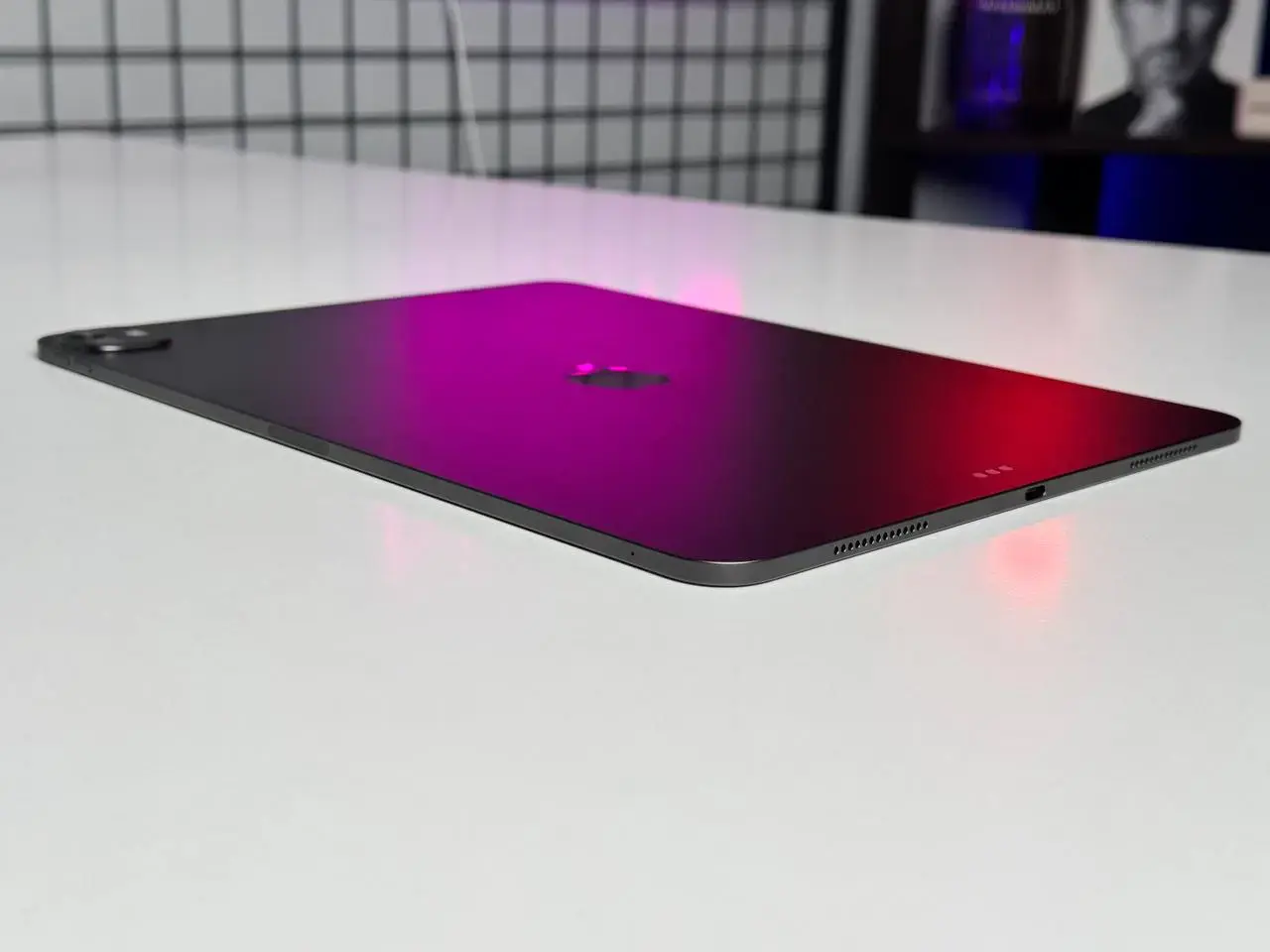Витринный Apple iPad Pro 13" M4 2024 Wi-Fi 256GB with Standard glass - Space Black (MVX23) - Состояние: хороший | Аккумулятор: 100% | Комплектация: кабель | Гарантія: 6 мес.