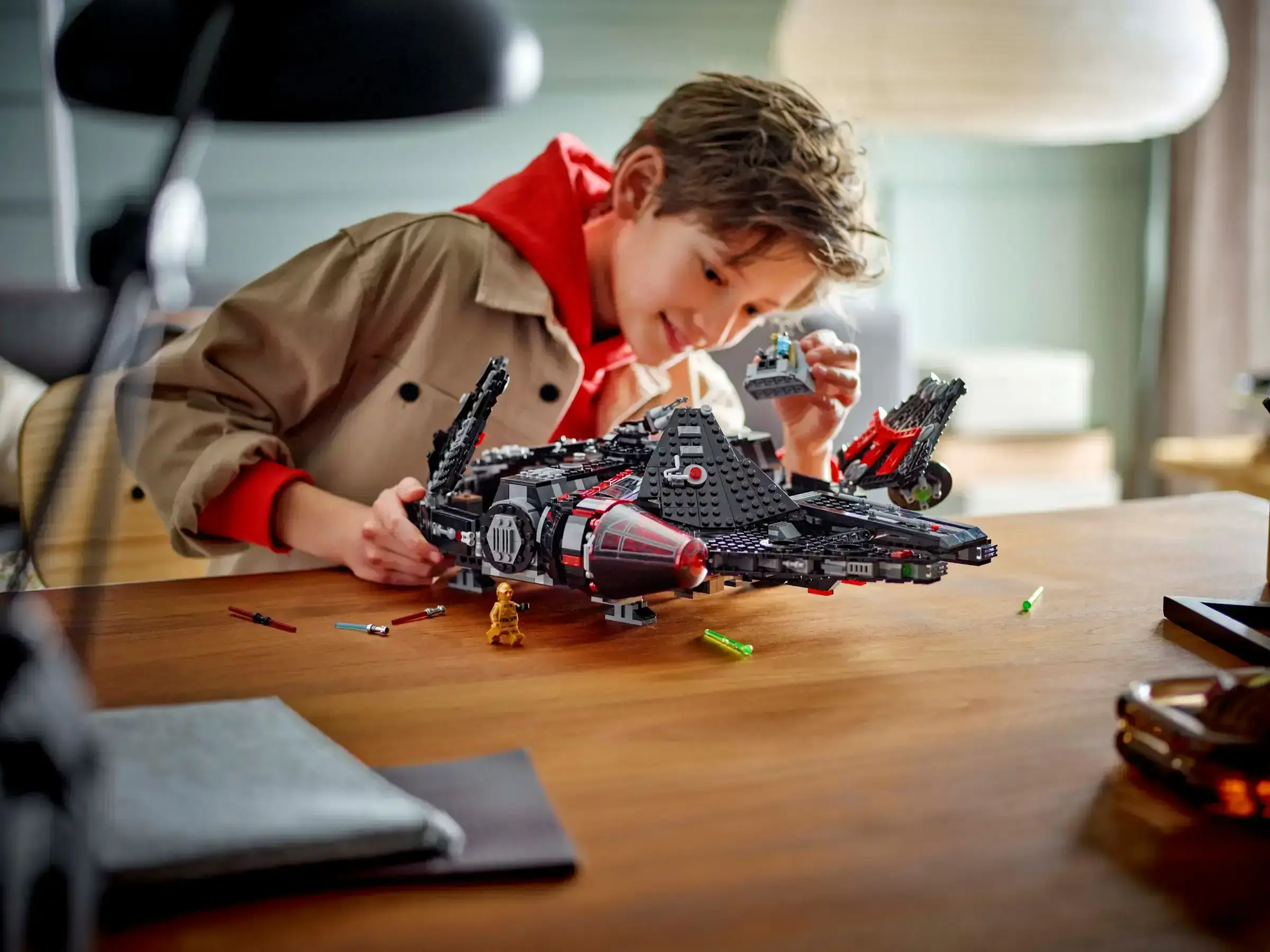 Блоковий конструктор LEGO Star Wars Темний сокіл (75389)