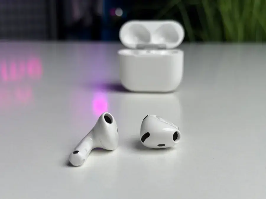 NEW NO BOX Навушники Apple AirPods 4 (MXP63)
