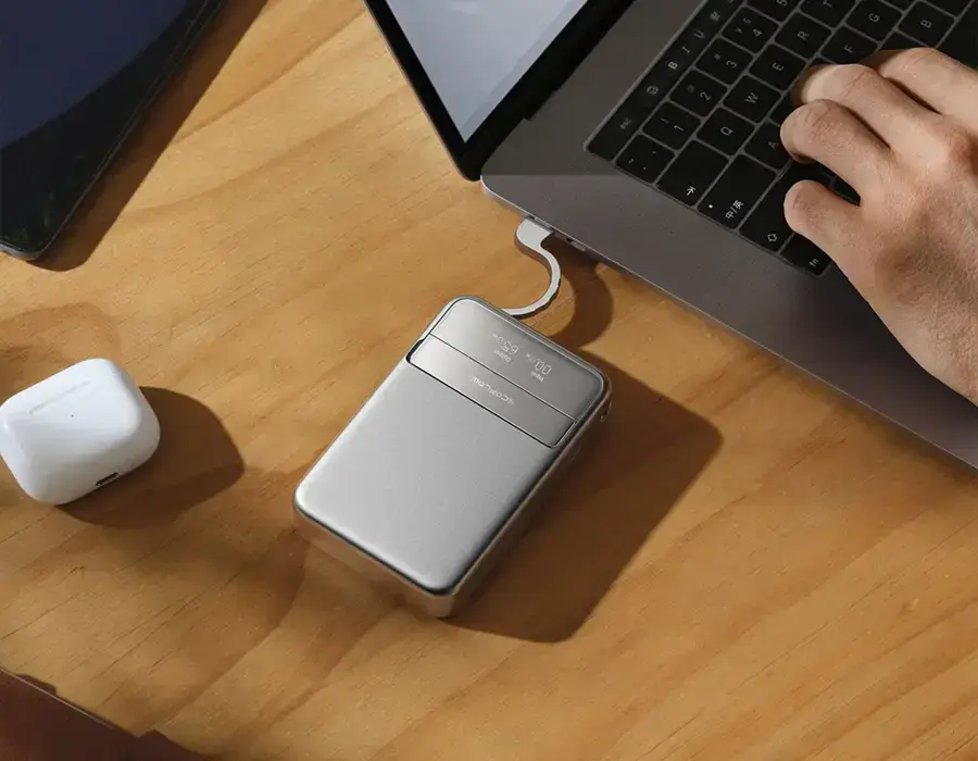 Магнитный павербанк с подставкой EcoFlow RAPID Magnetic Power Bank 5000mAh Qi2 – Light Blue (EF-RAPID5000-L-EU)