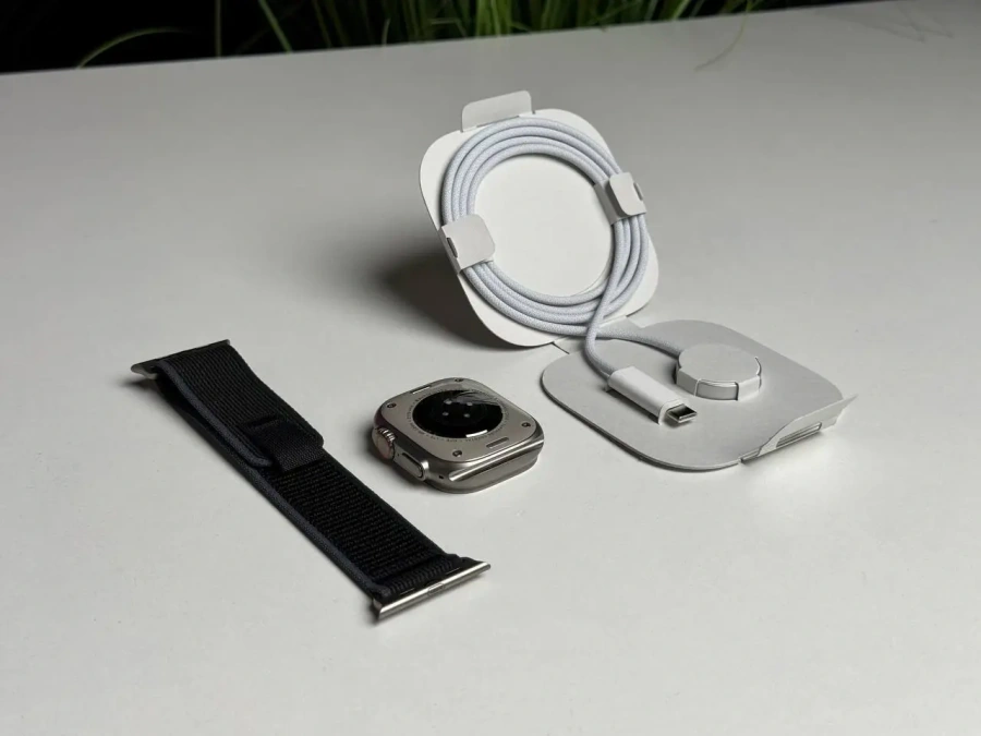 NEW NO BOX Годинник Apple Watch Ultra 2 GPS + Cellular 49mm Titanium Case with Blue/Black Trail Loop - S/M (MRF53)