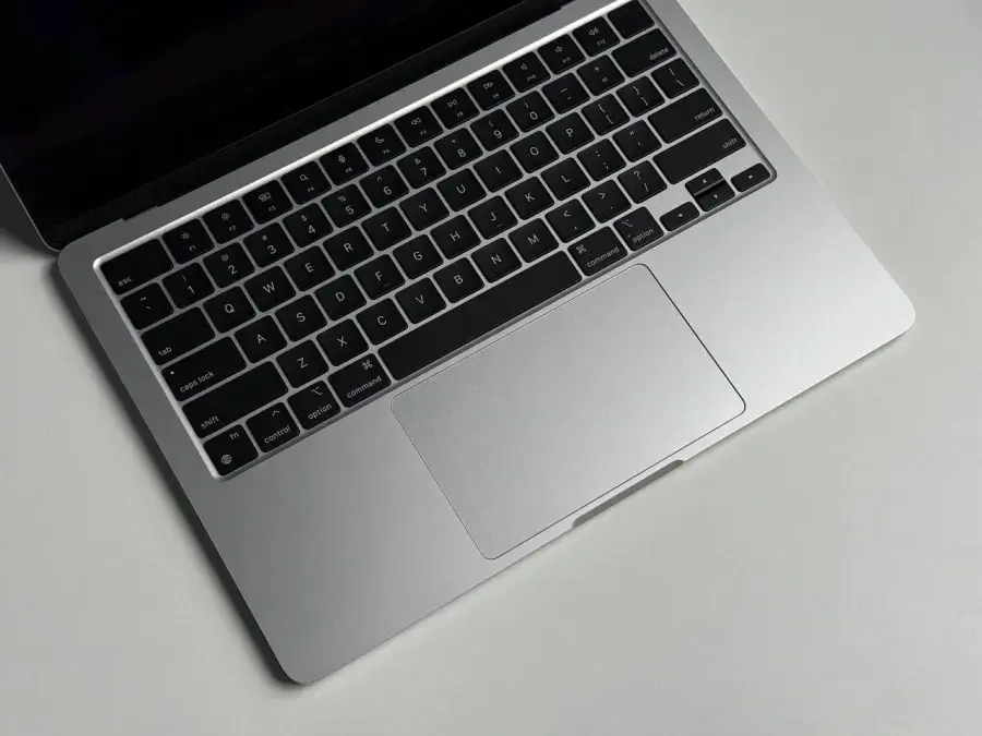 NEW NO BOX MacBook Air 13" M3/8CPU/10GPU/16GB/512GB Silver 2024 (MXCT3)