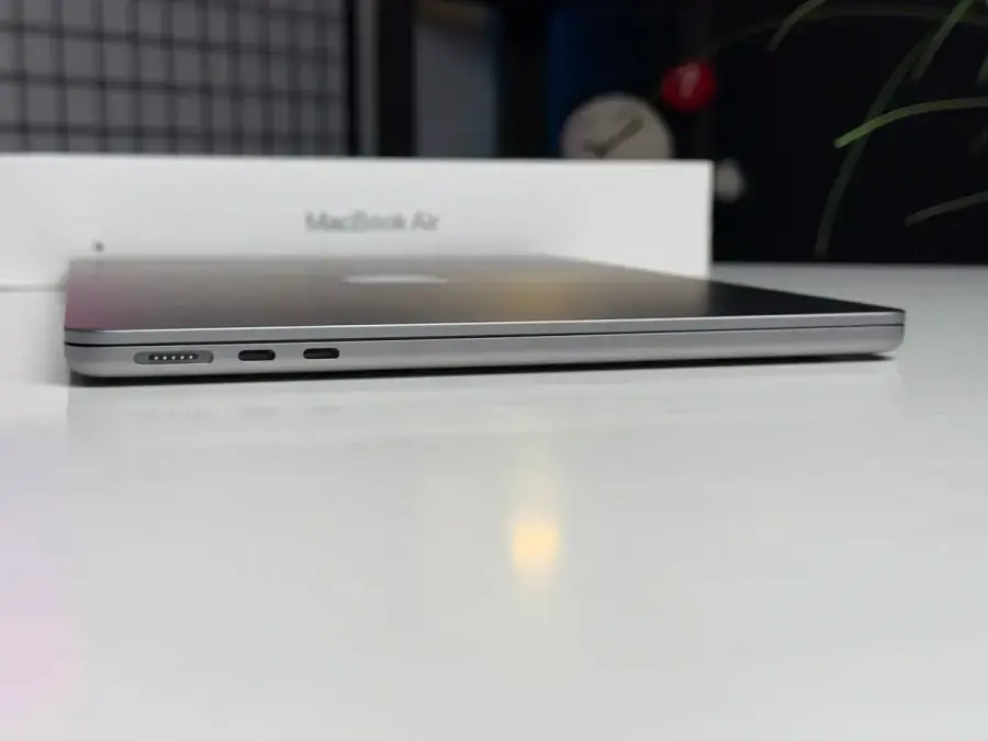OPEN BOX MacBook Air 13" M3/8CPU/10GPU/8GB/512GB Space Gray 2024 (MRXP3) - Стан: ідеальний | Акумулятор: 100% | Комплектація: повний | Гарантія: 3 міс.