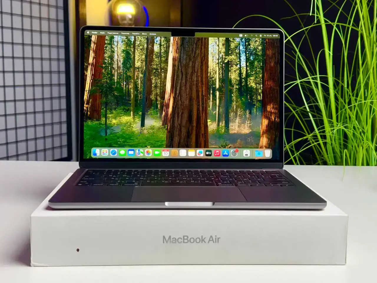 OPEN BOX MacBook Air 13" M3/8CPU/10GPU/8GB/512GB Space Gray 2024 (MRXP3) - Стан: ідеальний | Акумулятор: 100% | Комплектація: повний | Гарантія: 3 міс.