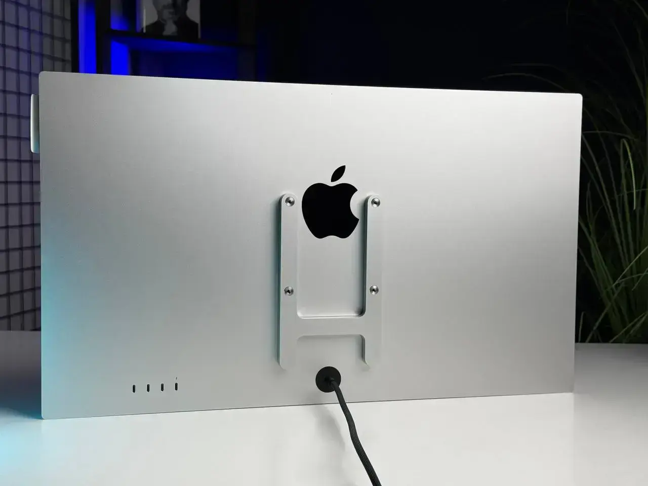 OPEN BOX Монітор Apple Studio Display - Standard glass - Адаптер кріплення VESA (MMYQ3)
