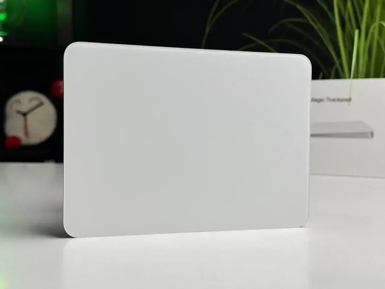 OPEN BOX Трекпад Apple Magic Trackpad [USB‑C] - White Multi-Touch Surface (MXK93)
