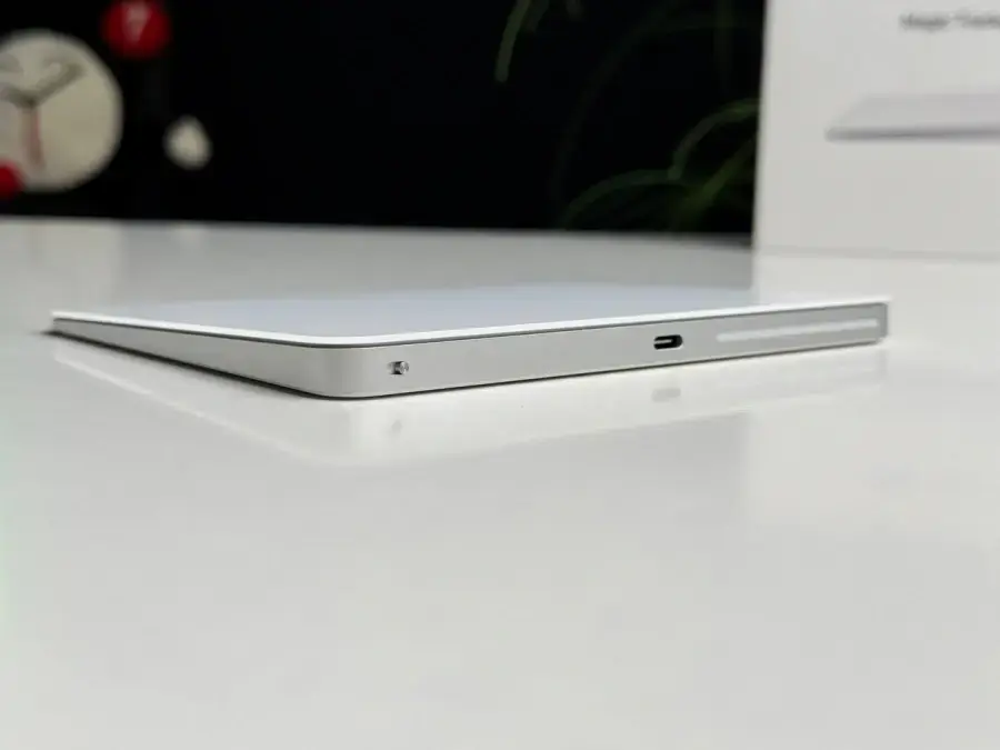 OPEN BOX Трекпад Apple Magic Trackpad [USB‑C] - White Multi-Touch Surface (MXK93)