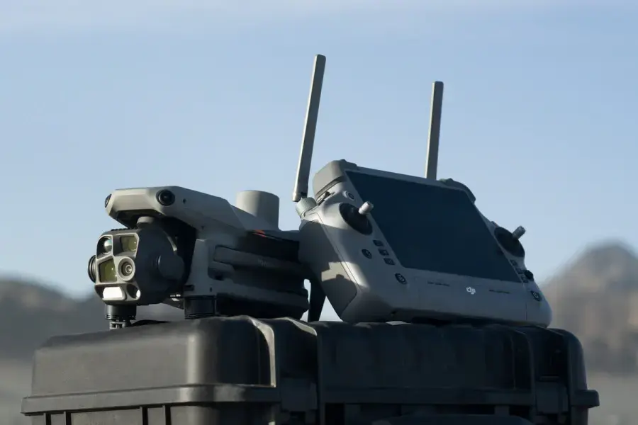 Пульт керування DJI RC Plus 2 Enterprise Enhanced Controller for Matrice 4 Series (CP.RC.00000031.01)