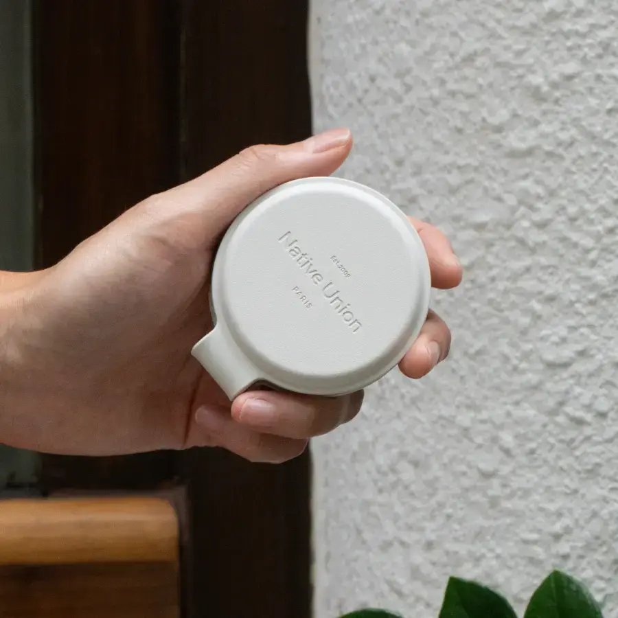 Складаний бездротовий зарядний пристрій Native Union Voyage 2-in-1 Qi2 Wireless Charger - Sandstone (VOY-2IN1-WL-SAN)