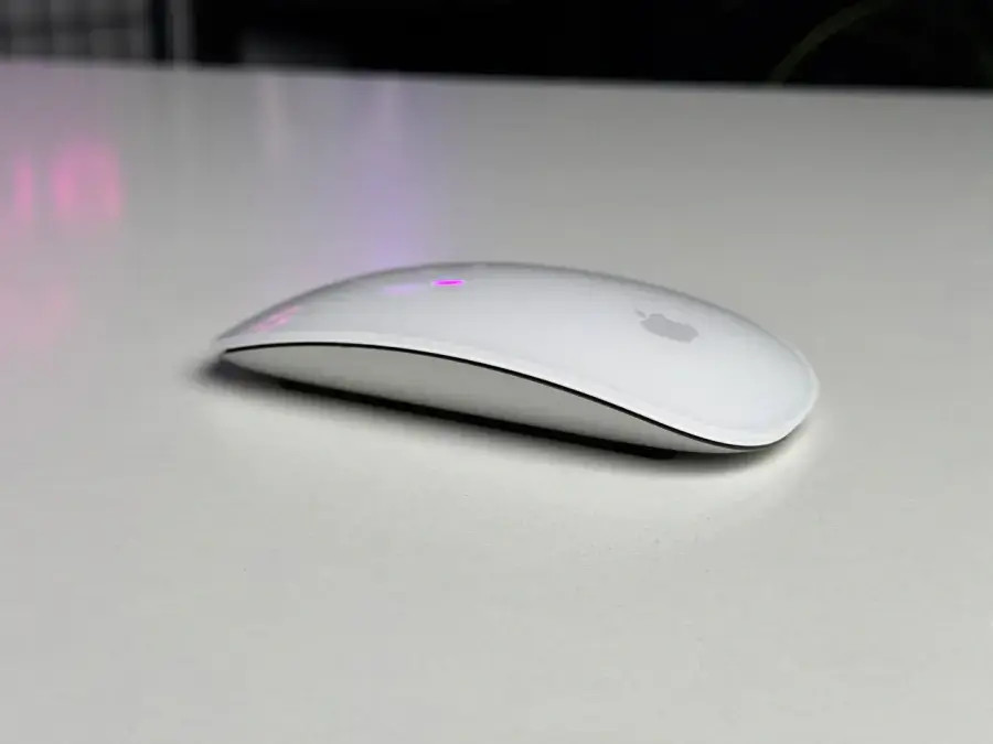ВЖИВАНА Apple Magic Mouse 2 (MLA02) - Стан: гарний | Комплектація: мишка | Гарантія: 1 міс.