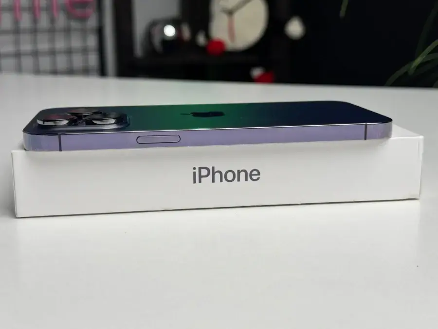 ВЖИВАНИЙ Apple iPhone 14 Pro Max 256GB Deep Purple (MQ9X3) - Стан: гарний | Акумулятор: 93% | Комплектація: повний | Гарантія: 1 міс.