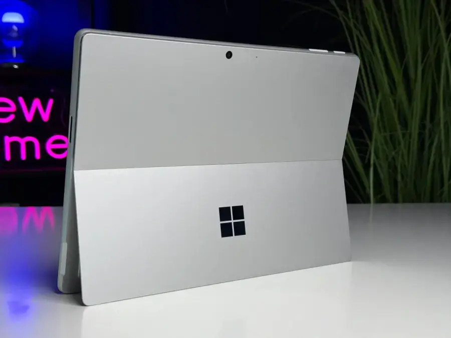 ВЖИВАНИЙ Microsoft Surface Pro 9 i5 16/256GB Platinum (QI9-00001) - Стан: гарний | Комплектація: повний | Гарантія: 3 міс.