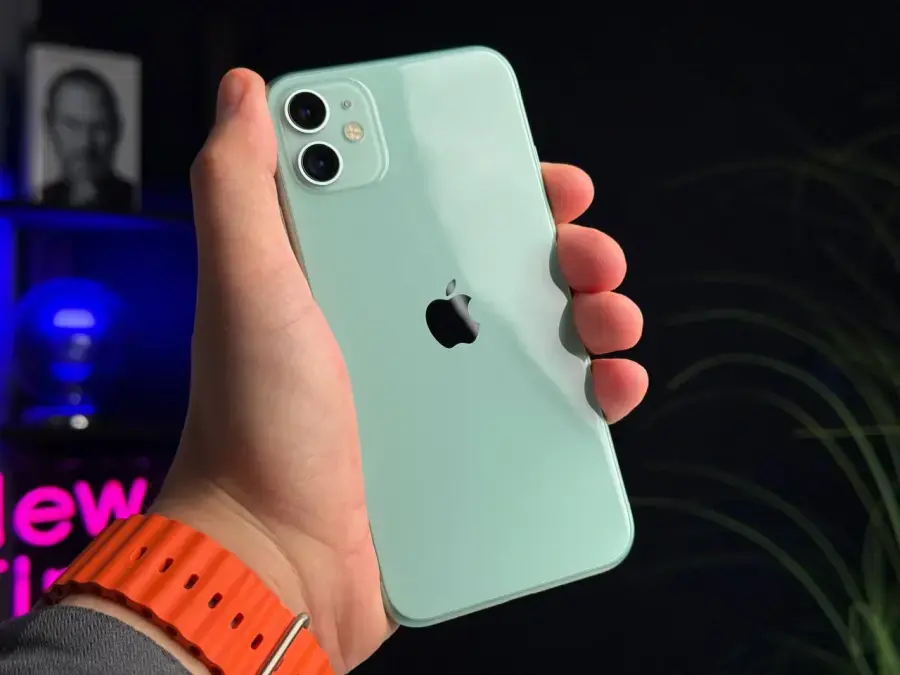 ВЖИВАНИЙ Apple iPhone 11 128GB Green (MWLK2) Full Box - Стан: гарний | Акумулятор: 100% | Комплект: iPhone, кабель | Гарантія: 1 міс.