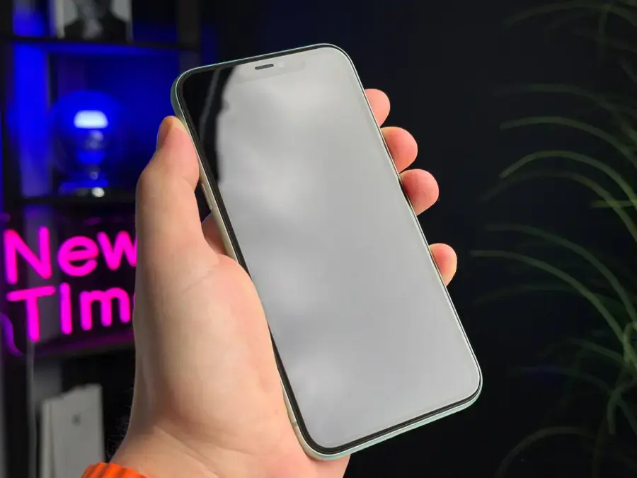 ВЖИВАНИЙ Apple iPhone 11 128GB Green (MWLK2) Full Box - Стан: гарний | Акумулятор: 100% | Комплект: iPhone, кабель | Гарантія: 1 міс.