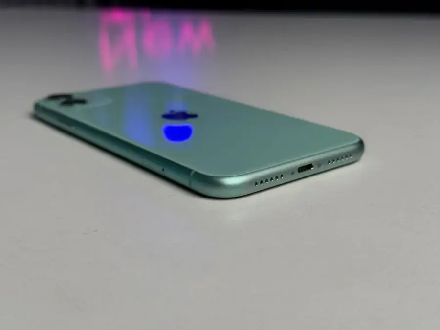 ВЖИВАНИЙ Apple iPhone 11 128GB Green (MWLK2) Full Box - Стан: гарний | Акумулятор: 100% | Комплект: iPhone, кабель | Гарантія: 1 міс.