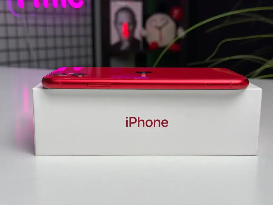 Б/У Apple iPhone 11 128GB Product (RED) (MWLG2) Full Box - Состояние: хороший (маленький засвет на белом фоне) | Аккумулятор: 100% | Комплектация: полный | Гарантія: 1 мес.
