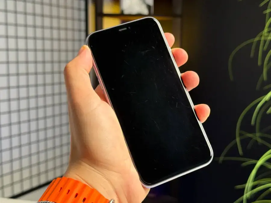 Б/У Apple iPhone 11 128GB Purple (MHD23, MHDM3) Slim Box - Состояние: хороший (мелкие царапины на стекле) | Аккумулятор: 100% | Комплектация: iPhone, кабель | Гарантія: 1 мес.