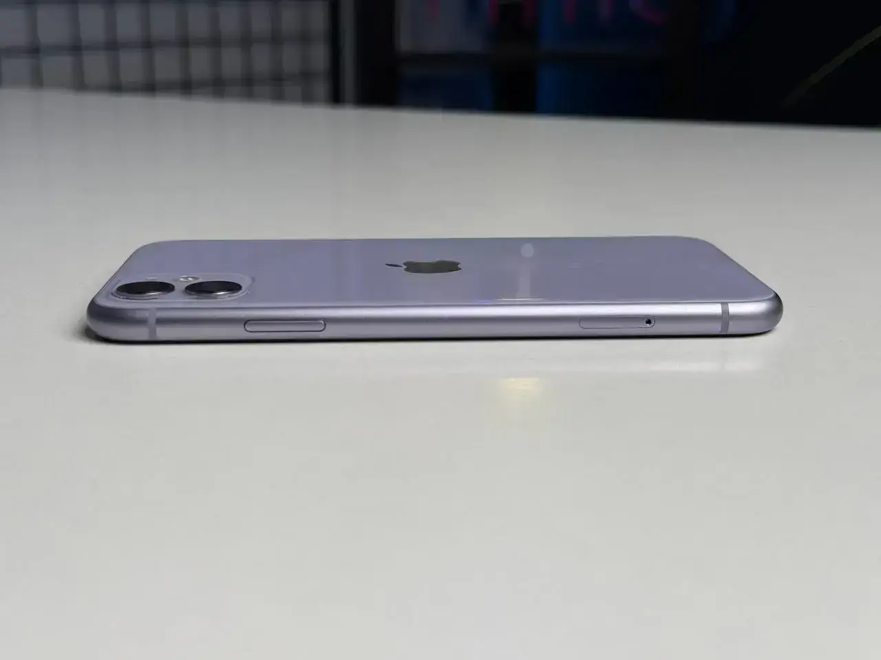 Б/У Apple iPhone 11 128GB Purple (MHD23, MHDM3) Slim Box - Состояние: хороший (мелкие царапины на стекле) | Аккумулятор: 100% | Комплектация: iPhone, кабель | Гарантія: 1 мес.
