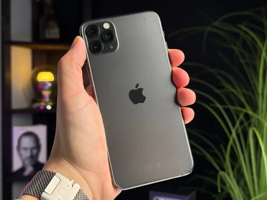 ВЖИВАНИЙ Apple iPhone 11 Pro Max 256GB Space Gray (MWH42) - Стан: гарний | Акумулятор: 100% | Комплектація: повний | Гарантія: 1 міс.