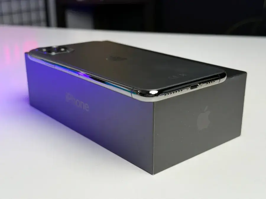ВЖИВАНИЙ Apple iPhone 11 Pro Max 256GB Space Gray (MWH42) - Стан: гарний | Акумулятор: 100% | Комплектація: повний | Гарантія: 1 міс.