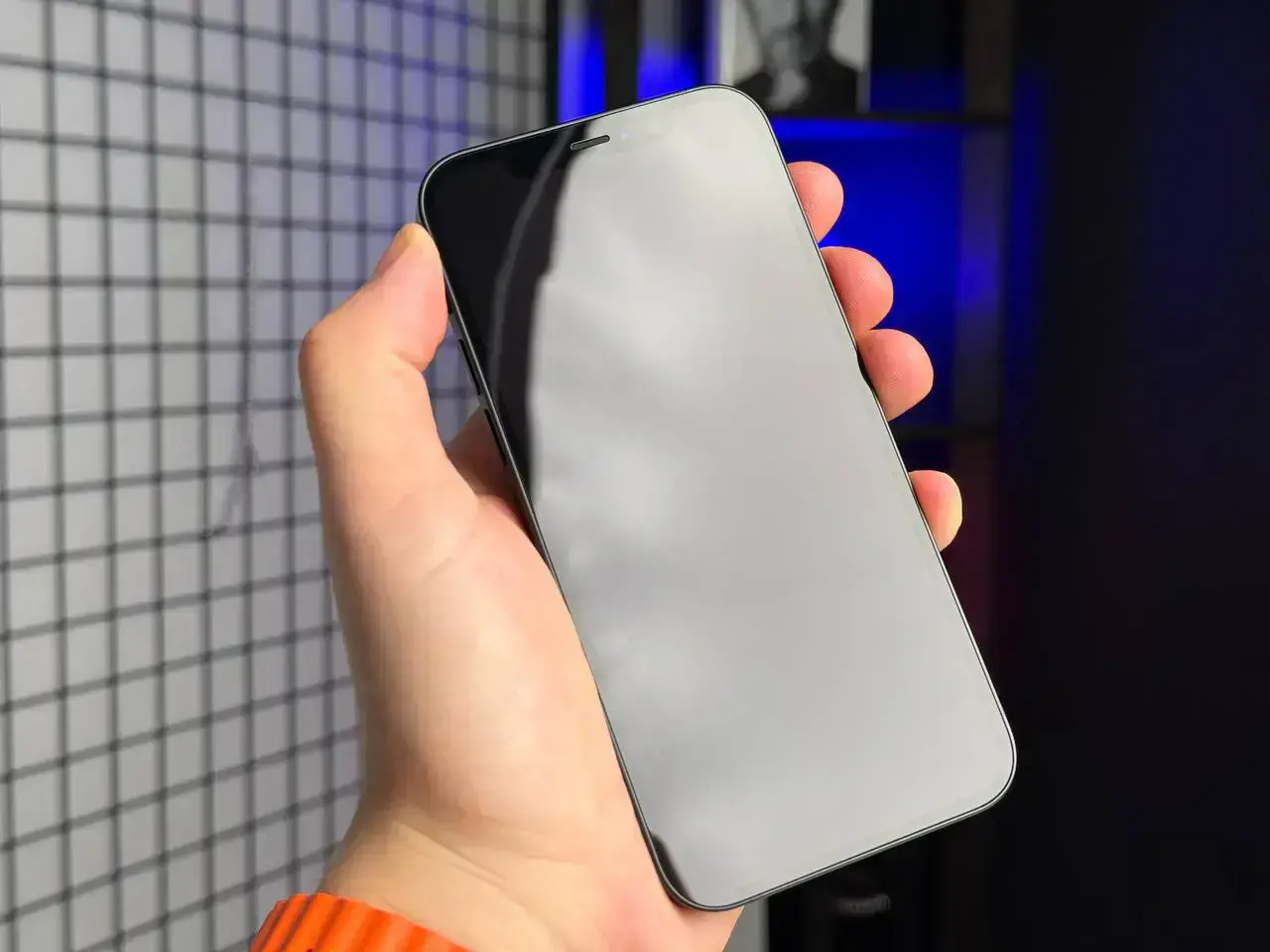 ВЖИВАНИЙ Apple iPhone 12 64GB Black (MGH63, MGJ53) - Стан: гарний (мінявся дисплей, оригінал) | Акумулятор: 100% | Комплектація: iPhone, кабель | Гарантія: 1 міс.