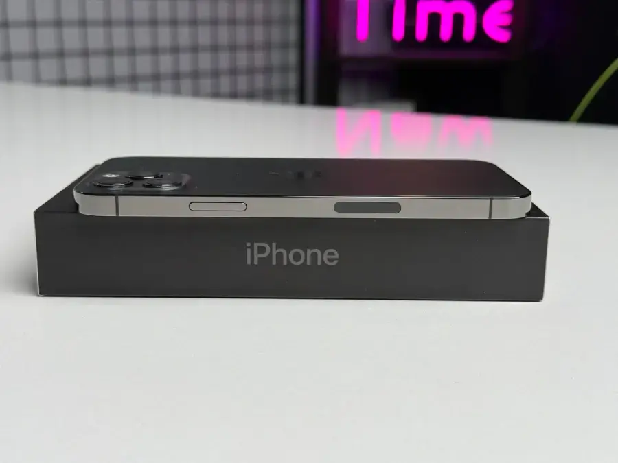 ВЖИВАНИЙ Apple iPhone 12 Pro 256GB Graphite (MGLT3, MGMP3) - Стан: гарний | Акумулятор: 100% | Комплектація: повний | Гарантія: 1 міс.