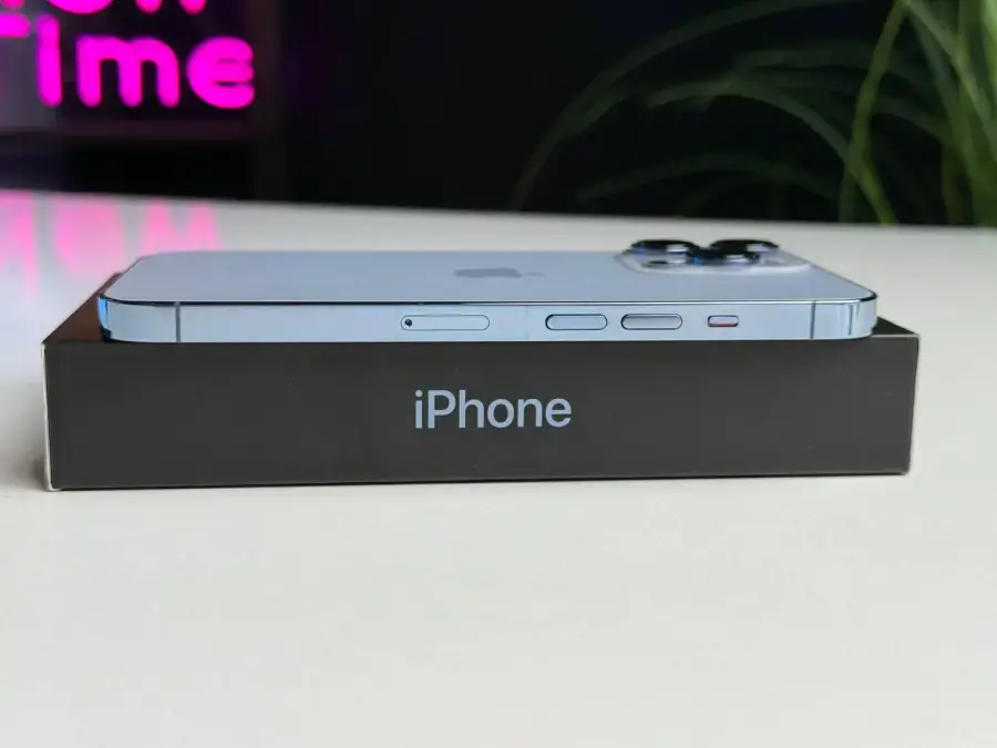 ВЖИВАНИЙ Apple iPhone 13 Pro 128GB Sierra Blue (MLTT3, MLVD3) - Стан: гарний | Акумулятор: 100% | Комплектація: повний | Гарантія: 3 міс.