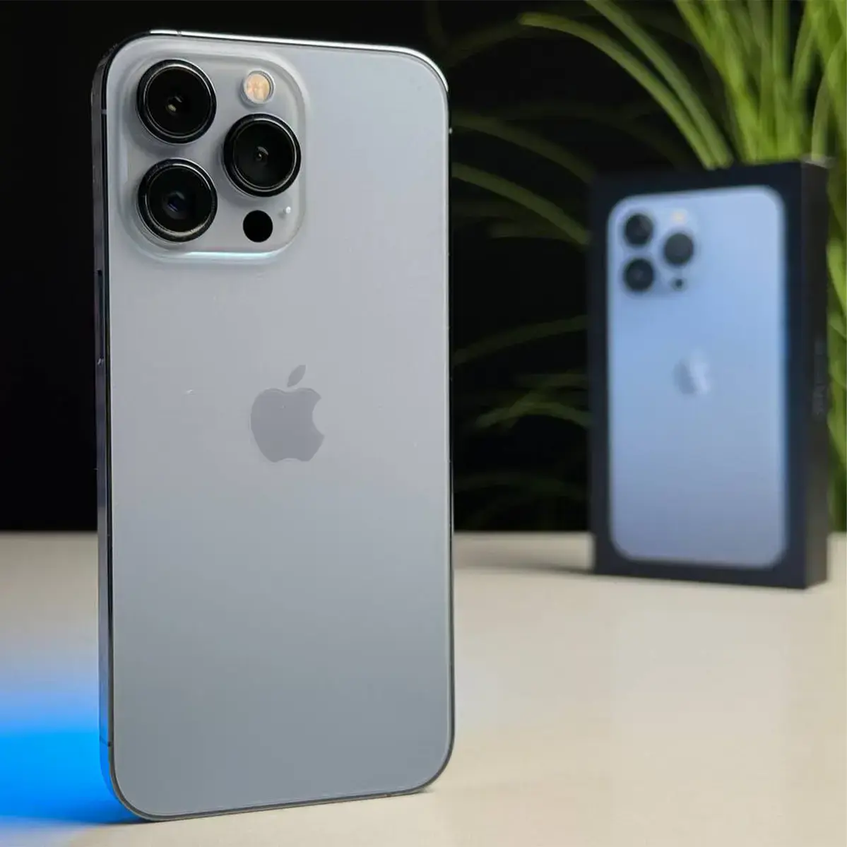 ВЖИВАНИЙ Apple iPhone 13 Pro 128GB Sierra Blue (MLTT3, MLVD3) - Стан: гарний | Акумулятор: 100% | Комплектація: повний | Гарантія: 3 міс.
