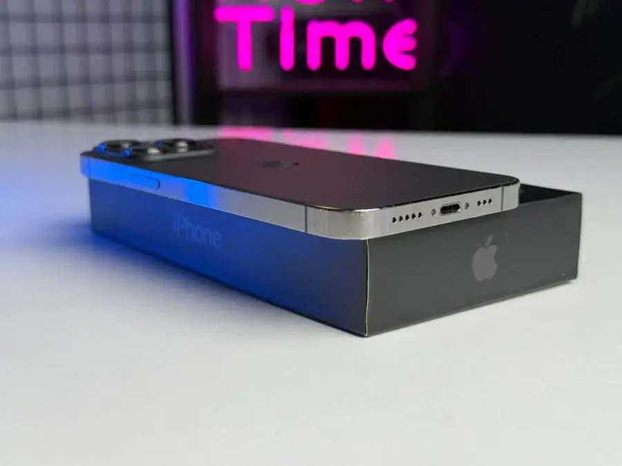 ВЖИВАНИЙ Apple iPhone 13 Pro 256GB Graphite (MLTW3, MLVE3) - Стан: задовільний (мінялось заднє скло) | Акумулятор: 100% | Комплектація: повний | Гарантія: 1 міс.