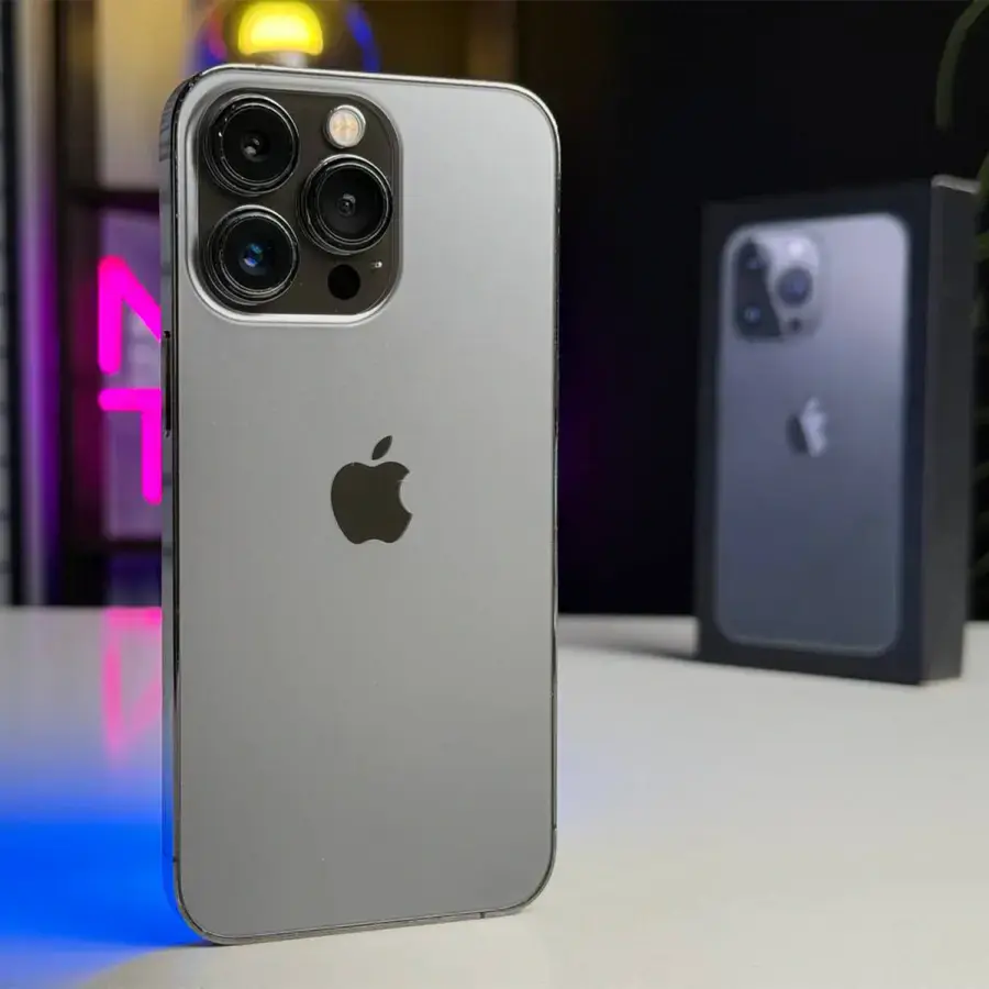 ВЖИВАНИЙ Apple iPhone 13 Pro 256GB Graphite (MLTW3, MLVE3) - Стан: задовільний (мінялось заднє скло) | Акумулятор: 100% | Комплектація: повний | Гарантія: 1 міс.