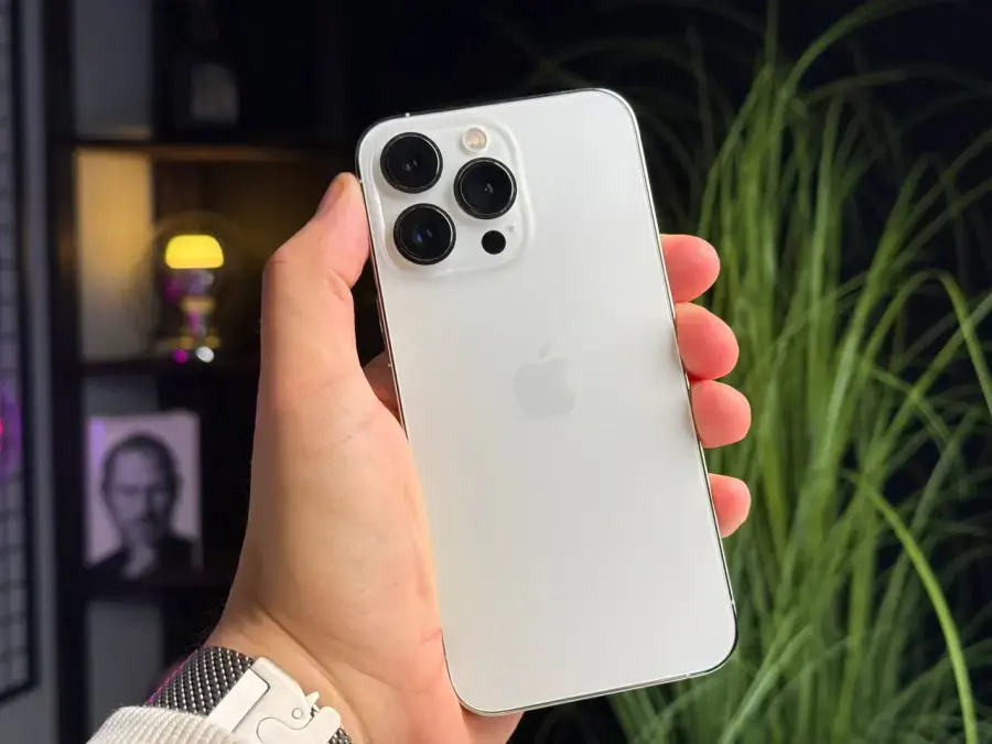 ВЖИВАНИЙ Apple iPhone 13 Pro 512GB Silver (MLU33, MLVN3) - Стан: гарний | Стан акумулятора: 100% | Комплектація: iPhone, кабель | Гарантія: 1 міс.