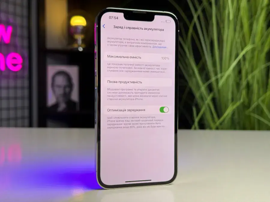 ВЖИВАНИЙ Apple iPhone 13 Pro 512GB Silver (MLU33, MLVN3) - Стан: гарний | Стан акумулятора: 100% | Комплектація: iPhone, кабель | Гарантія: 1 міс.
