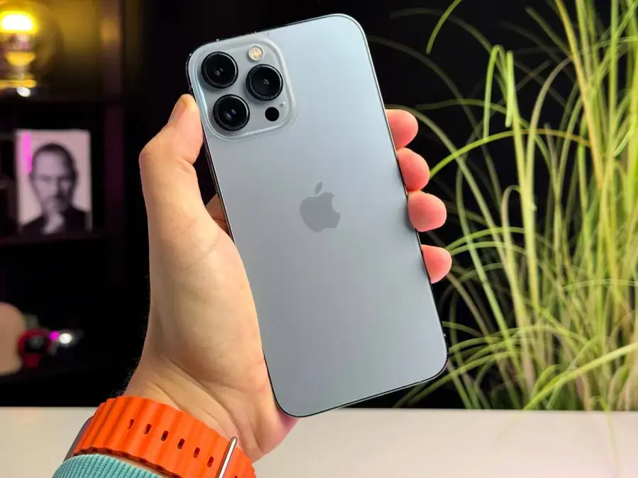 ВЖИВАНИЙ Apple iPhone 13 Pro Max 128GB Sierra Blue (MLKP3, MLL93) - Стан: гарний (мілкі подряпини на склі) | Акумулятор: 86% | Комплектація: iPhone | Гарантія: 3 міс.