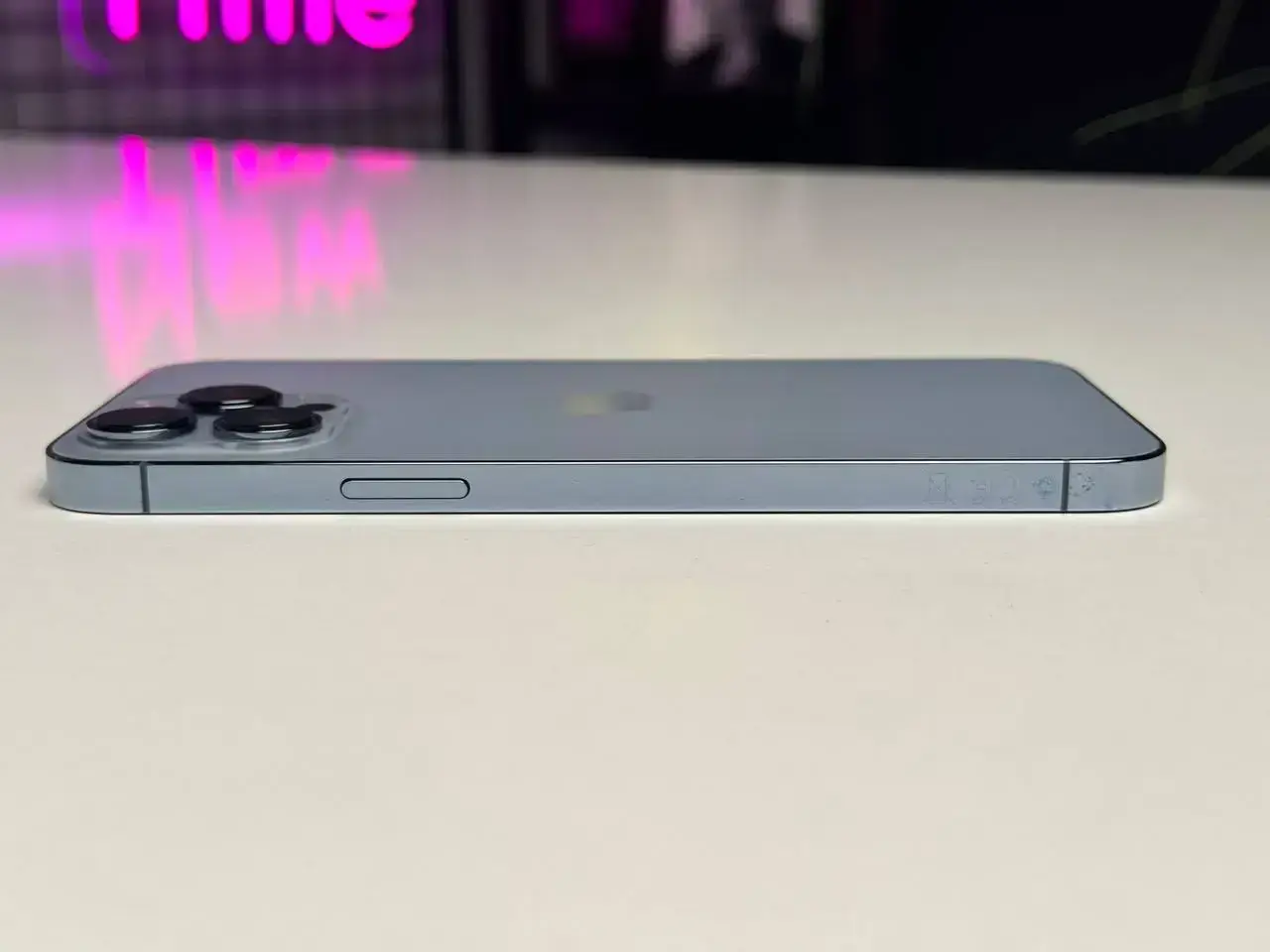 Б/У Apple iPhone 13 Pro Max 128GB Sierra Blue (MLKP3, MLL93) - Состояние: хороший (мелкие царапины на стекле) | Аккумулятор: 86% | Комплектация: iPhone | Гарантія: 3 мес.