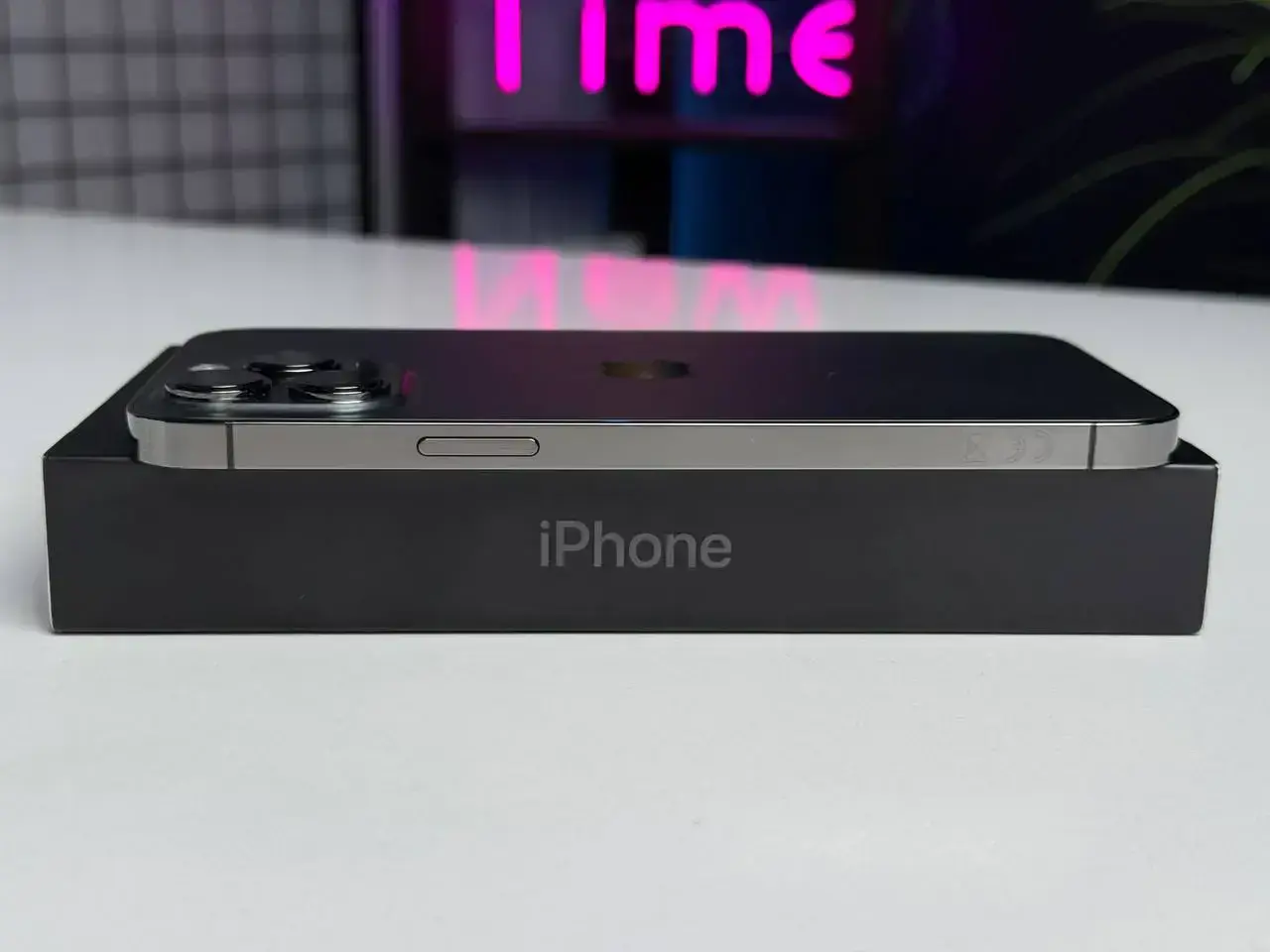 Б/У Apple iPhone 13 Pro Max 256GB Graphite (MLKR3, MLLA3) - Состояние: хороший | Аккумулятор: 87% | Комплектация: полный | Гарантія: 1 мес.