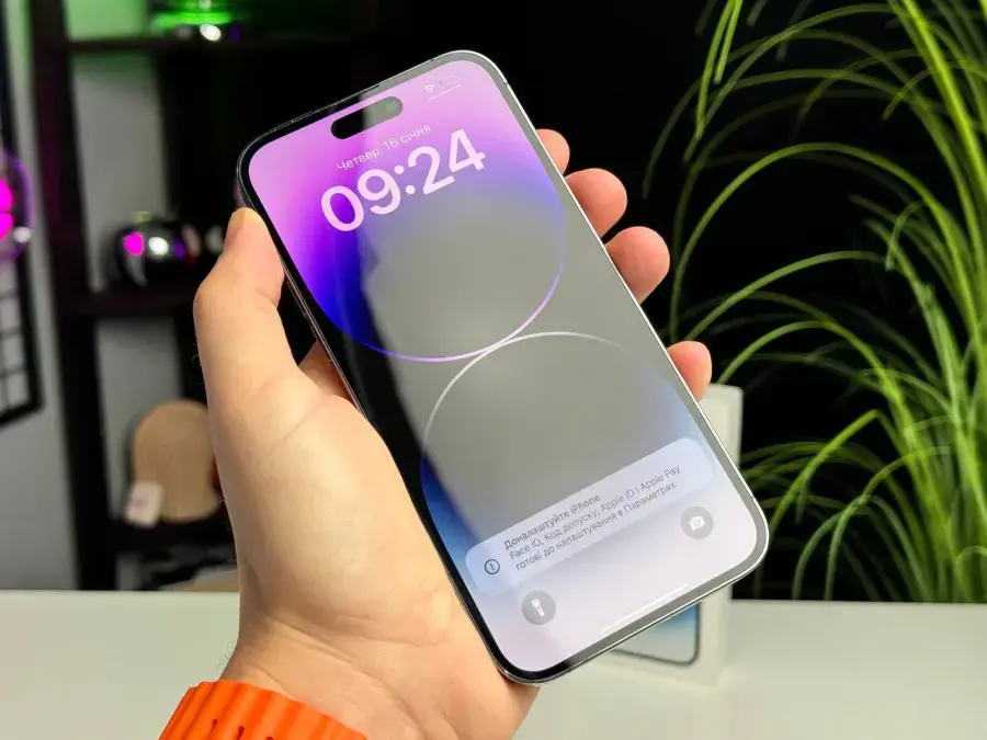 ВЖИВАНИЙ Apple iPhone 14 Pro Max 256GB Deep Purple eSim (MQ8W3) - Стан: гарний (потертості на сталевій рамці) | Акумулятор: 88% | Комплектація: повний | Гарантія: 1 міс.