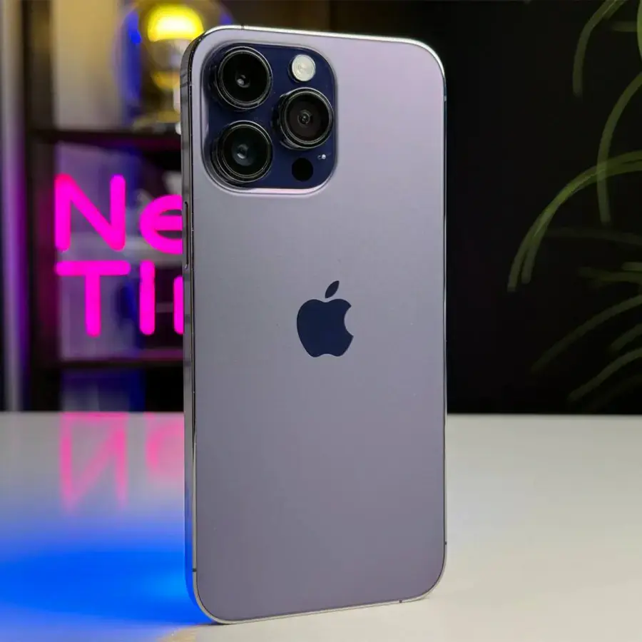 ВЖИВАНИЙ Apple iPhone 14 Pro Max 256GB Deep Purple (MQ9X3) - Стан: гарний | Акумулятор: 88% | Комплектація: iPhone, кабель | Гарантія: 1 міс.