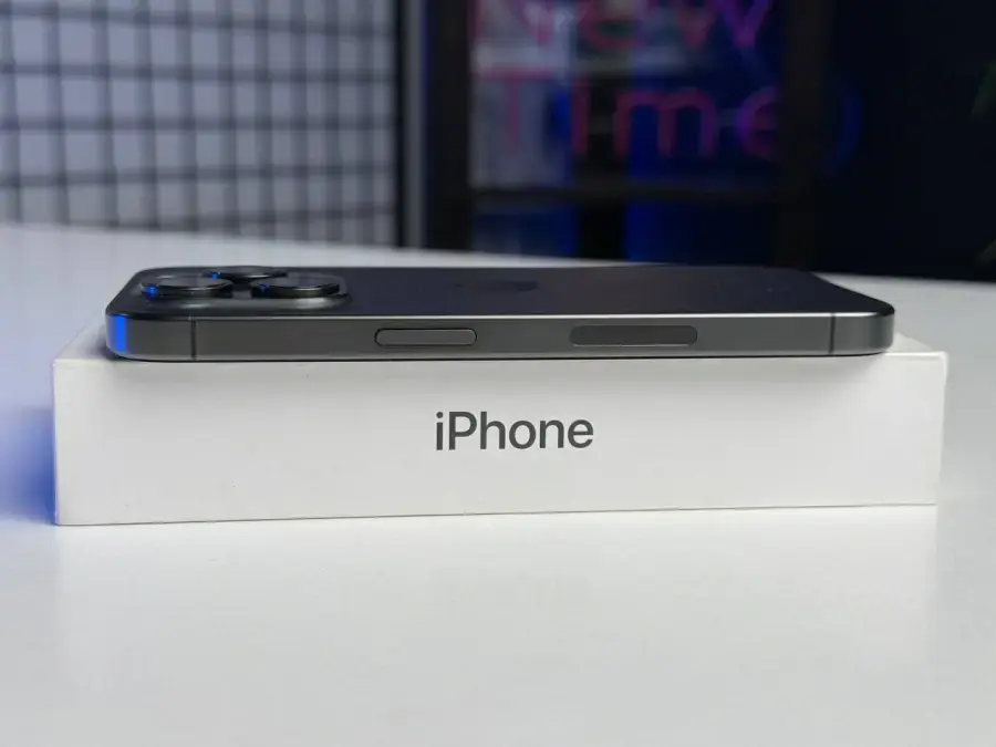 ВЖИВАНИЙ Apple iPhone 15 Pro 128GB Black Titanium eSim (MTQM3) - Стан: гарний | Акумулятор: 91% | Комплектація: повний | Гарантія: 1 міс.