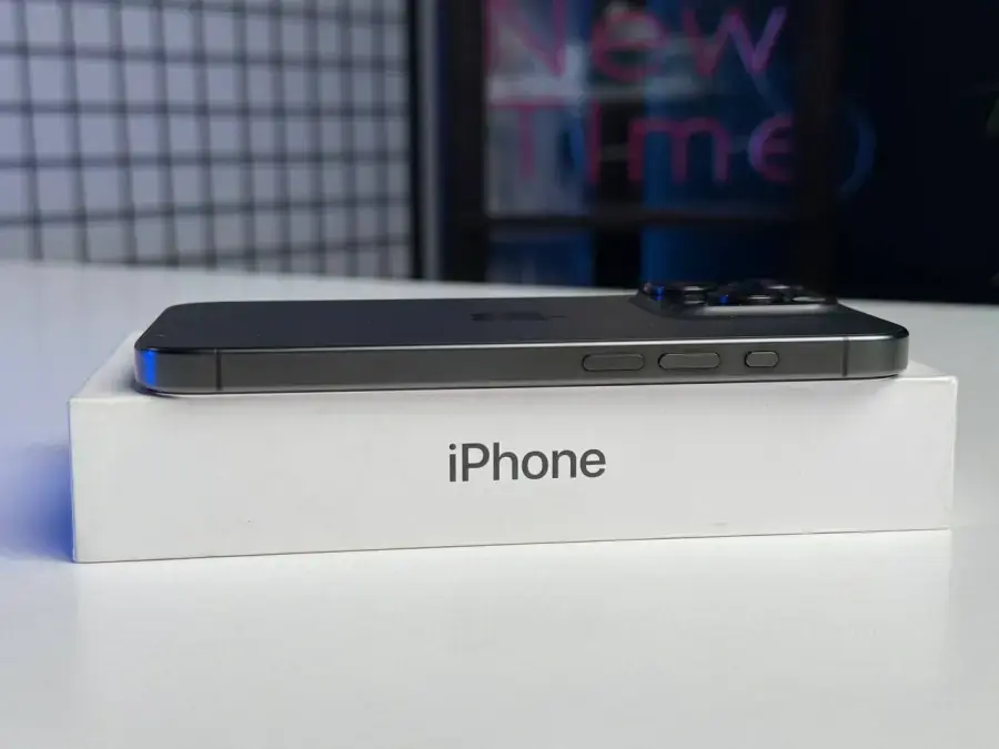 ВЖИВАНИЙ Apple iPhone 15 Pro 128GB Black Titanium eSim (MTQM3) - Стан: гарний | Акумулятор: 91% | Комплектація: повний | Гарантія: 1 міс.