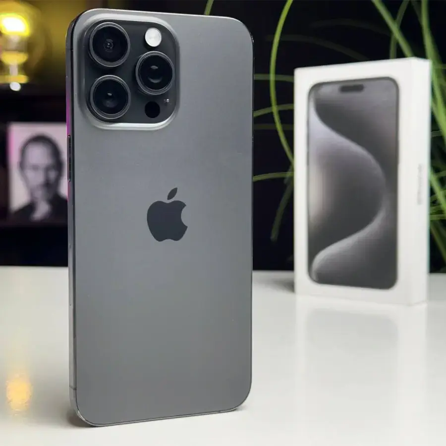 ВЖИВАНИЙ Apple iPhone 15 Pro Max 256GB Black Titanium eSim (MU663) - Стан: гарний | Акумулятор: 87% | Комплектація: повний | Гарантія: 1 міс.