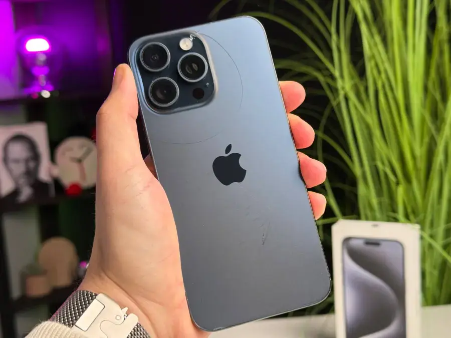 Б/У Apple iPhone 15 Pro Max 256GB Blue Titanium (MU7A3) - Состояние: удовлетворительный | Аккумулятор: 91% | Комплектация: полный | Гарантія: 1 мес.