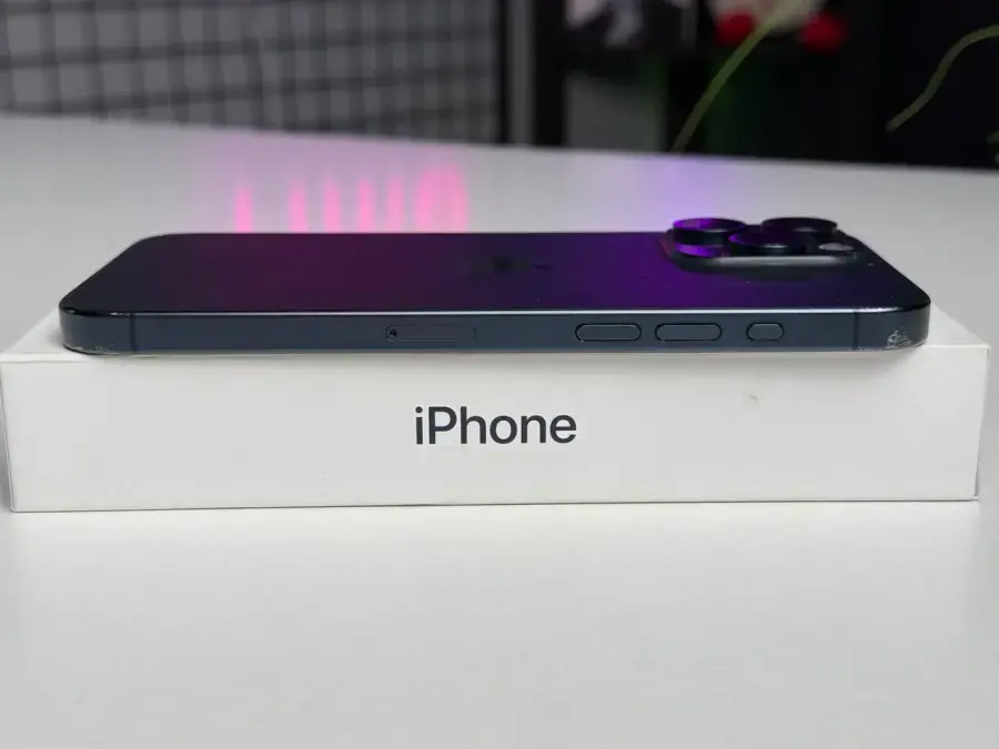 Б/У Apple iPhone 15 Pro Max 256GB Blue Titanium (MU7A3) - Состояние: удовлетворительный | Аккумулятор: 91% | Комплектация: полный | Гарантія: 1 мес.