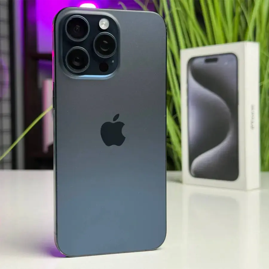 Б/У Apple iPhone 15 Pro Max 512GB Blue Titanium (MU7F3) - Состояние: удовлетворительный (царапины на экране) | Аккумулятор: 91% | Комплектация: полный | Гарантія: 1 мес.