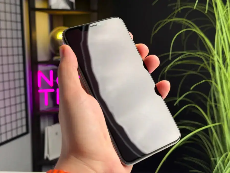 Б/У Apple iPhone XS Max 256GB Space Gray (MT682) - Состояние: хороший | Аккумулятор: 100% | Комплектация: iPhone, кабель | Гарантія: 1 мес.