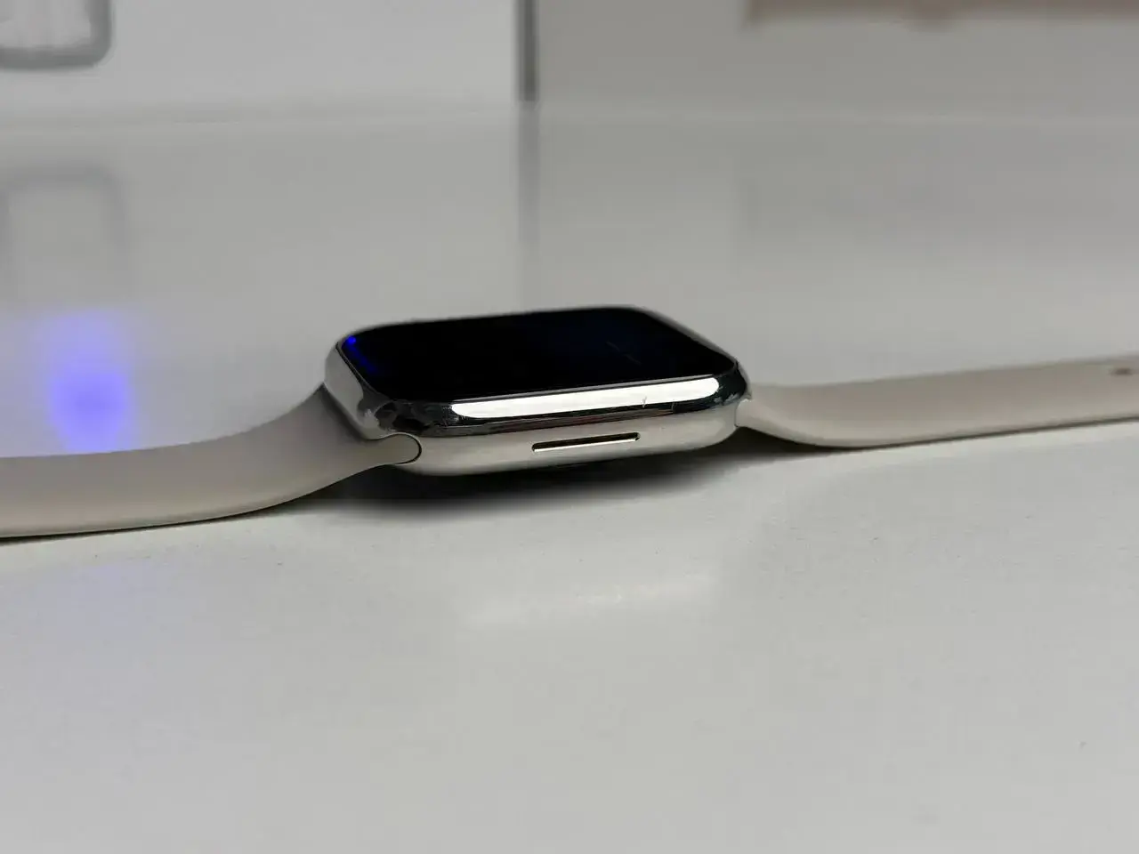 Б/У Apple Watch Series 7 GPS + Cellular 45mm Space Black Titanium with Graphite Milanese Loop (ML8V3, ML773) - Состояние: хороший (есть следы использования) | Аккумулятор: 80% | Комплектация: полный | Гарантія: 1 мес.
